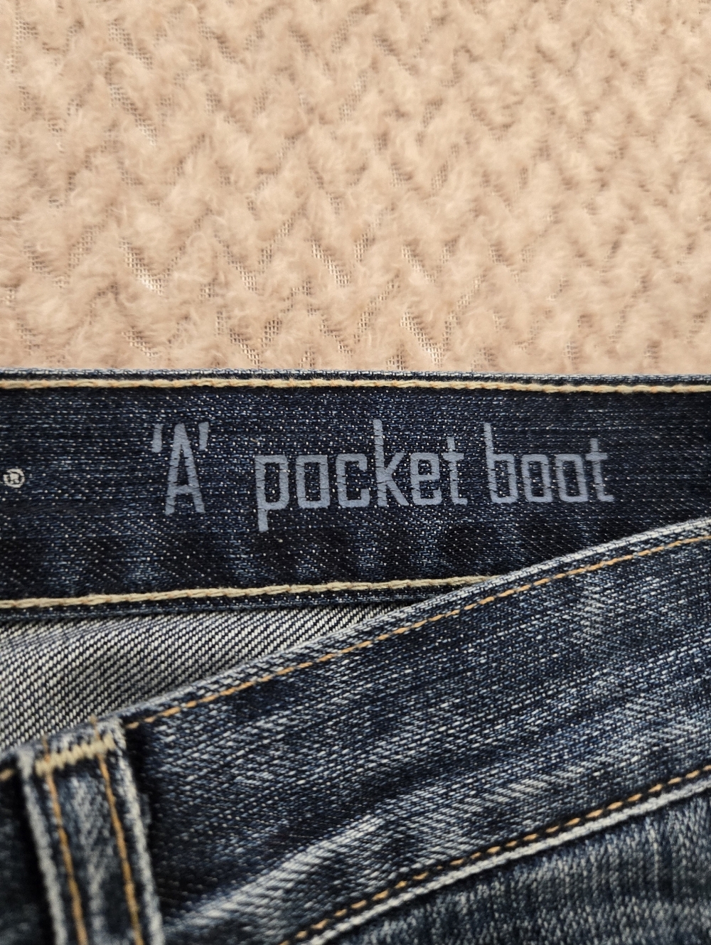 Seven For All Mankind A Pocket Boot Jeans Womens 33 Dark Wash USA - Picture 7 of 13